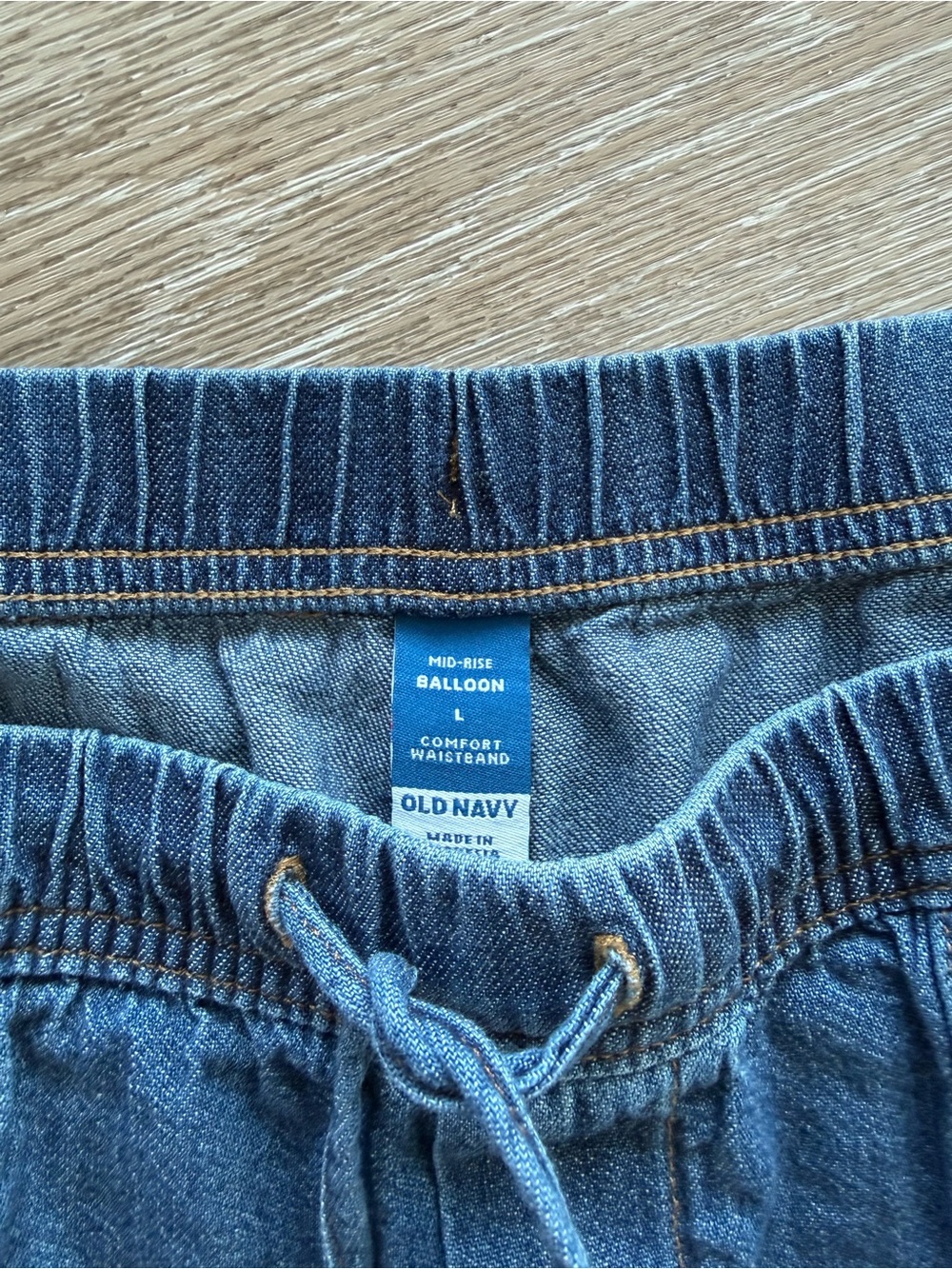 old navy balloon jeans - Picture 5 of 6